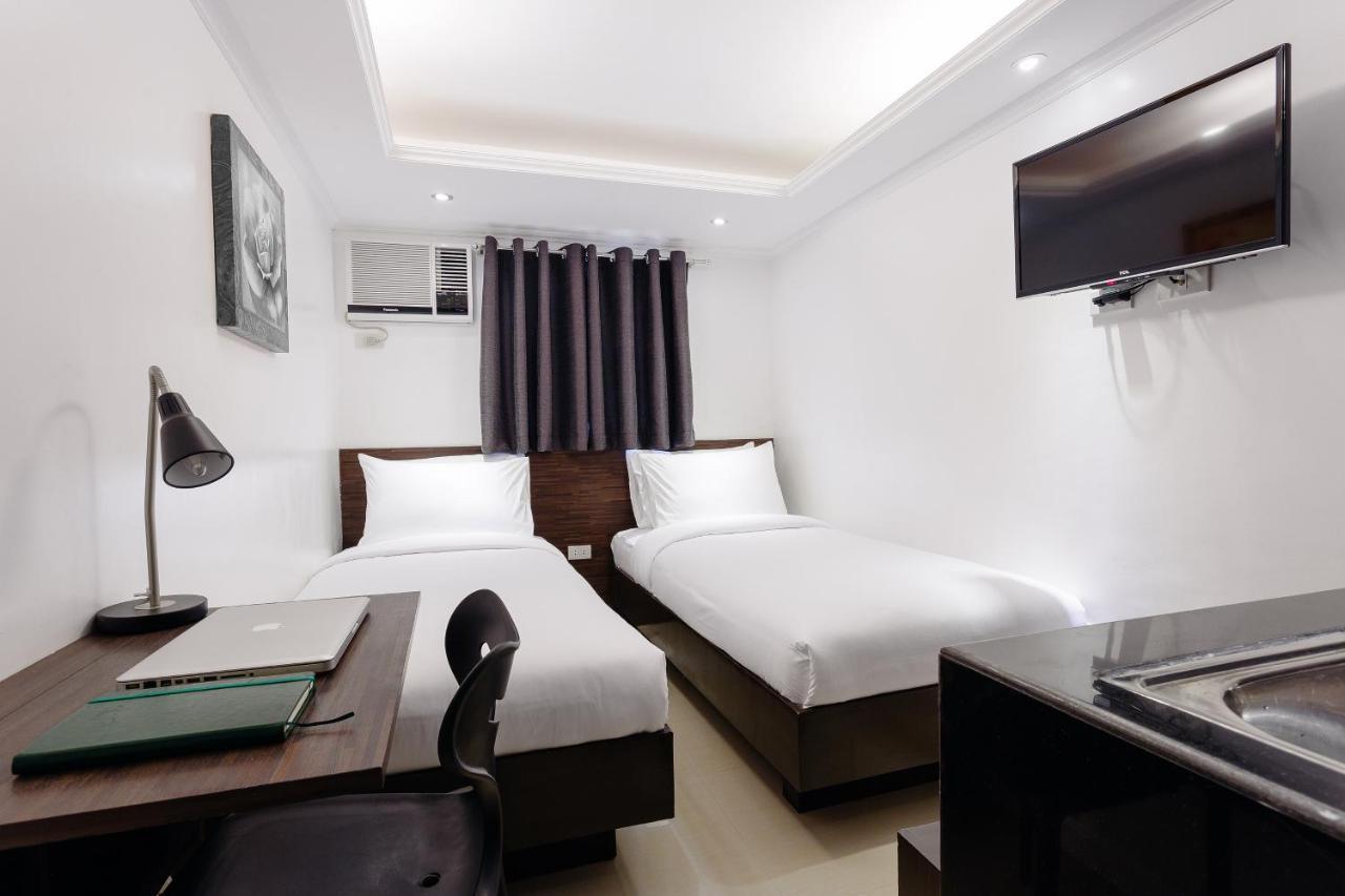 סן פדרו מקאטי Nest Nano Suites Poblacion - Makati מראה חיצוני תמונה